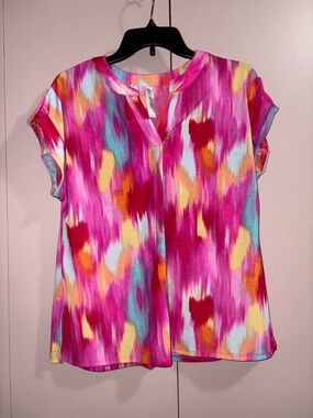 Dear Scarlett Bright Pink Watercolor Short Sleeve V  Neck SS Blouse Small